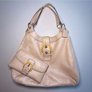 Vintage Coach Soho Leather Hobo Bag F17092 + Matching Wallet